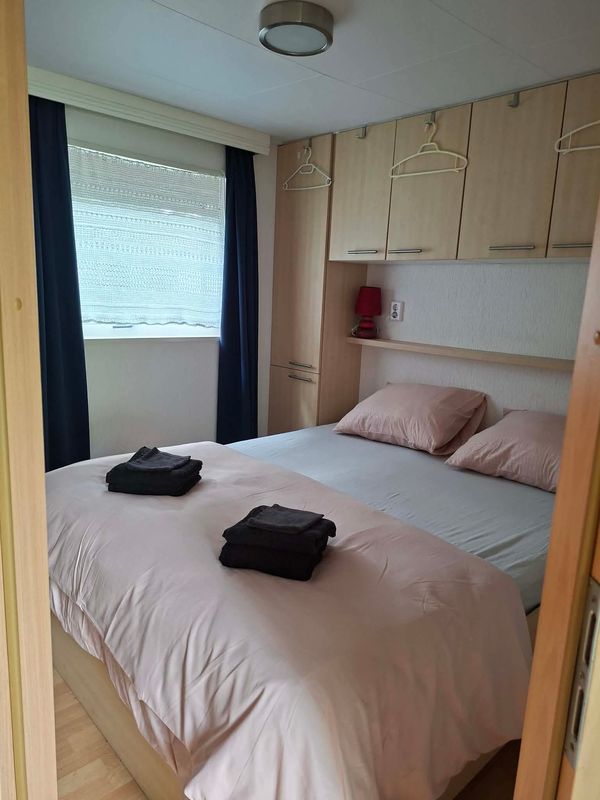 Slaapkamer met tweepersoonsbed